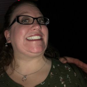 Meet your Posher, Rebekah